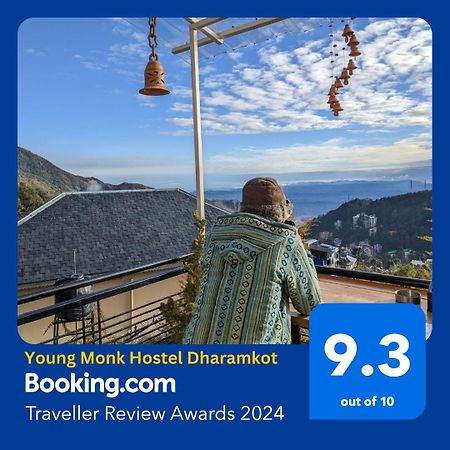 Young Monk Hostel & Cafe Dharamkot ماكليود غانج المظهر الخارجي الصورة