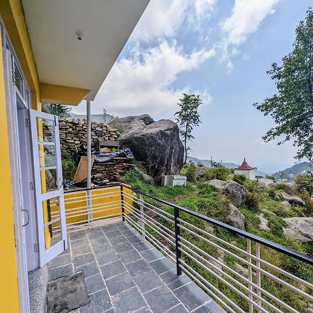 Young Monk Hostel & Cafe Dharamkot ماكليود غانج المظهر الخارجي الصورة