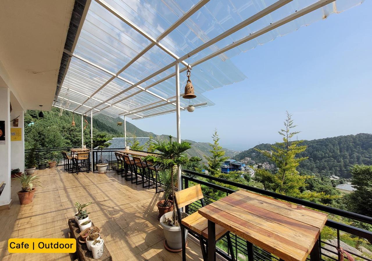 Young Monk Hostel & Cafe Dharamkot ماكليود غانج المظهر الخارجي الصورة